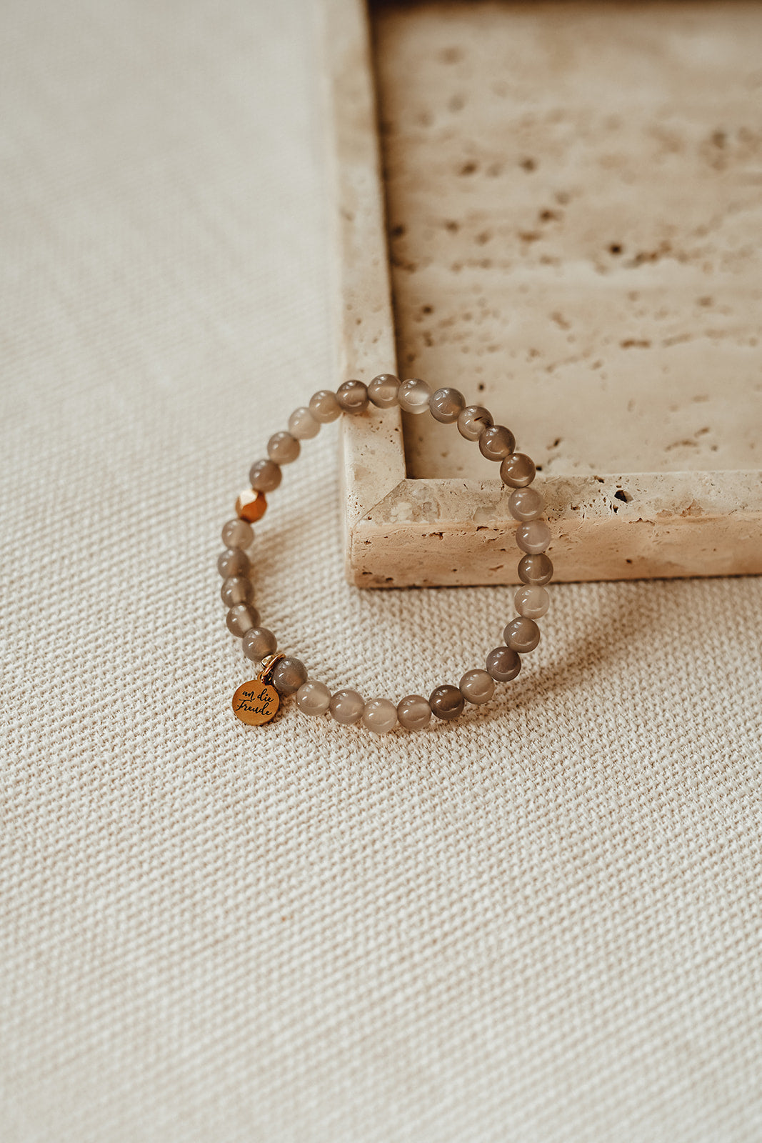 MORGENSTUNDE | Armband Achat grau