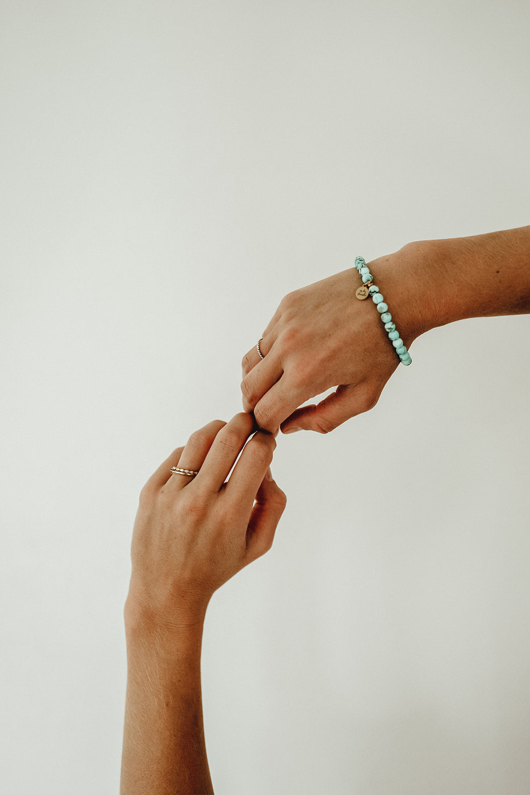 Himmel & Meer | Armband Türkis kleine Perlen