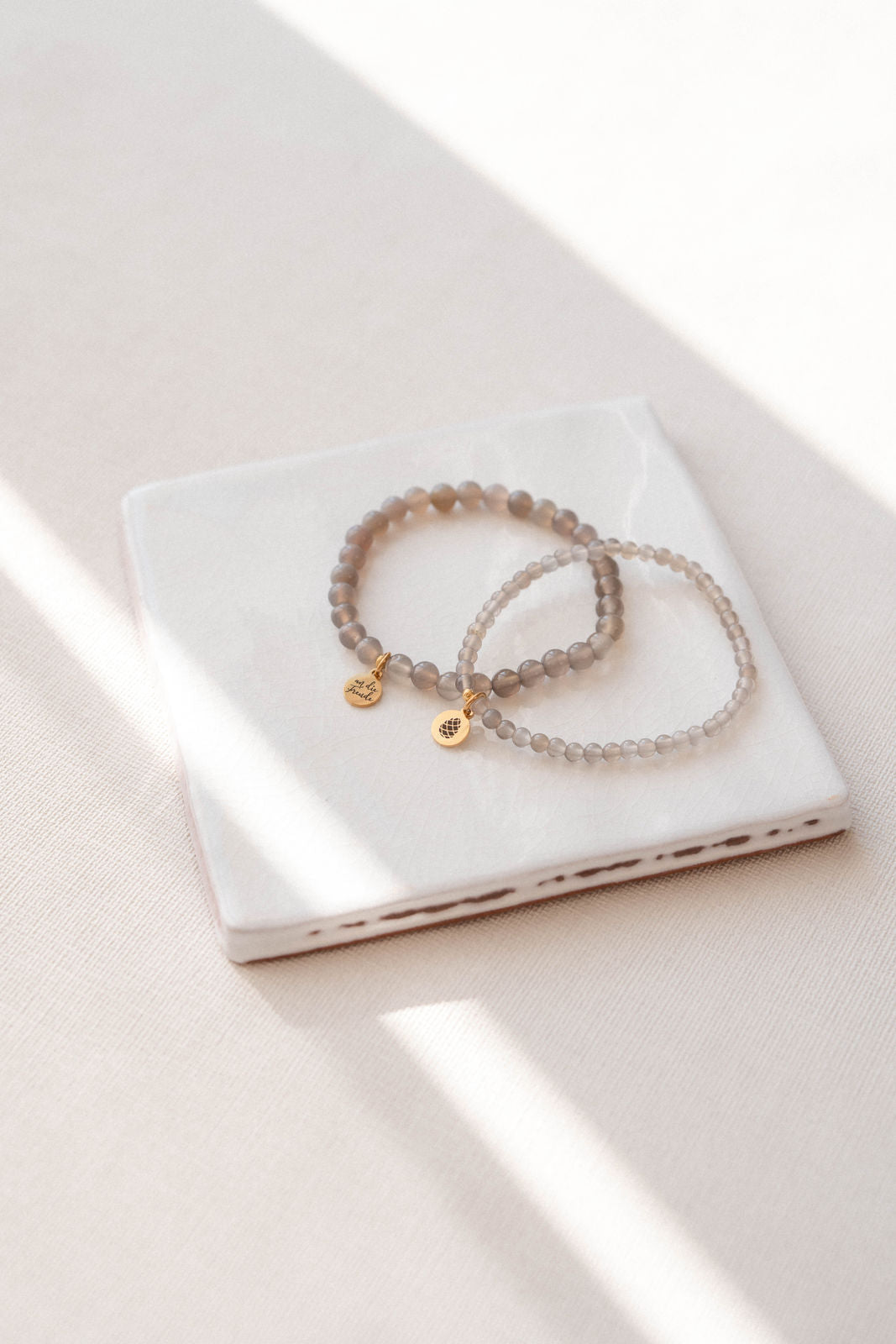 MORGENSTUNDE | Armband Achat grau