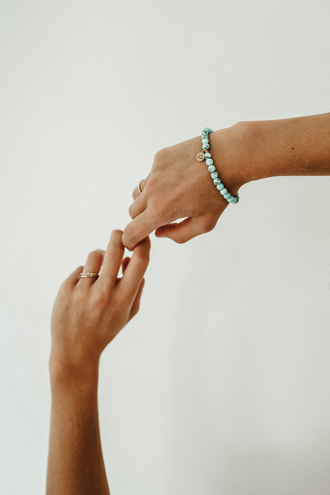 Himmel & Meer | Armband Türkis kleine Perlen