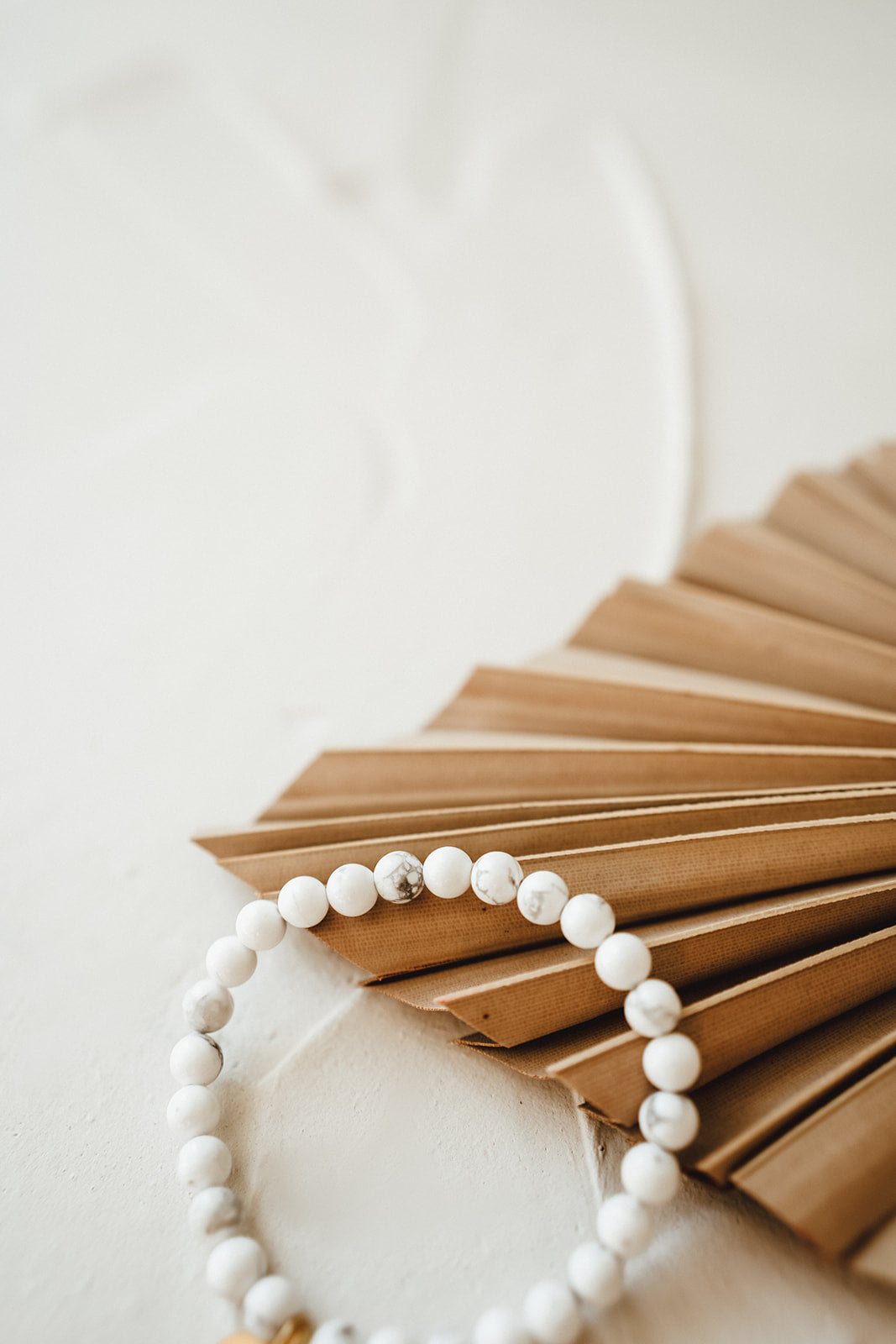 Miss Marble | Armband Howlith